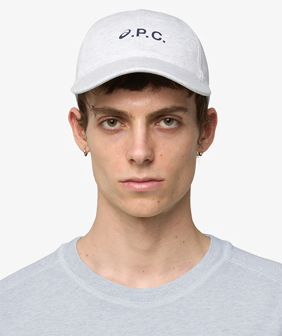 Caps